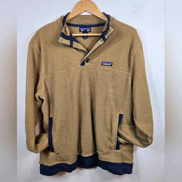 Patagonia Men's Button Pullover - Picture 1 of 7